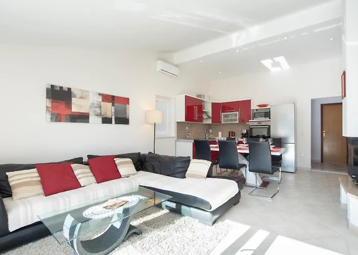 Three-bedroom In Apartment