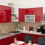 Three-bedroom In Ostrvica